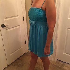 Dress- Cocktail -Mini-WOW